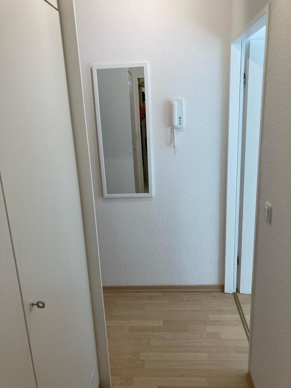 Bonbon Nerstr Vollstaendig Eingerichtetes Mit Parkplatz Apartment Köln